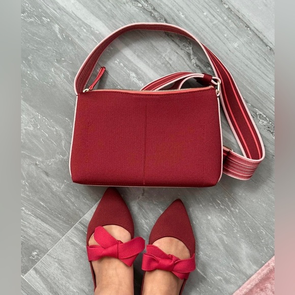 ❌ SOLD ❌ ♥️ Rothy's ♥️
Cinnamon Mary Jane
VGUC 
Size 8 - Picture 6 of 6